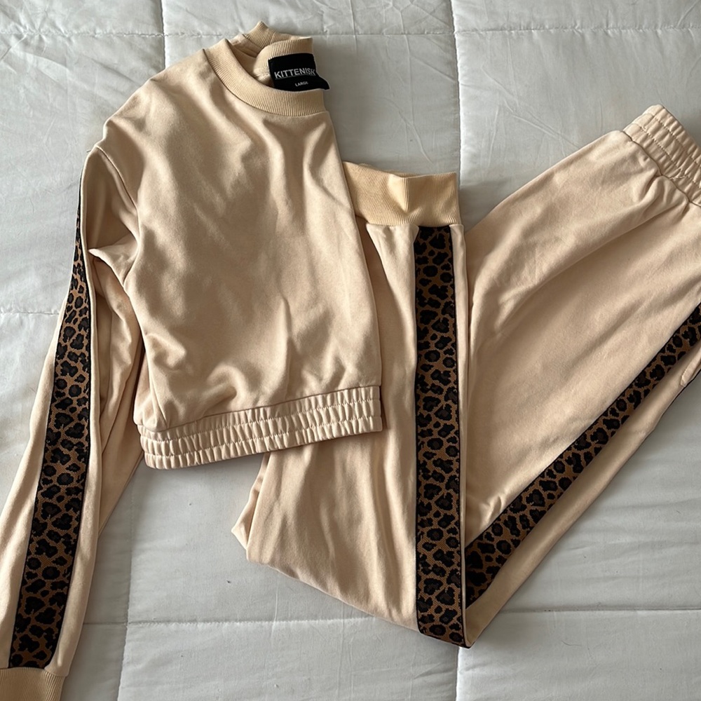 Kittenish Matching jogger set